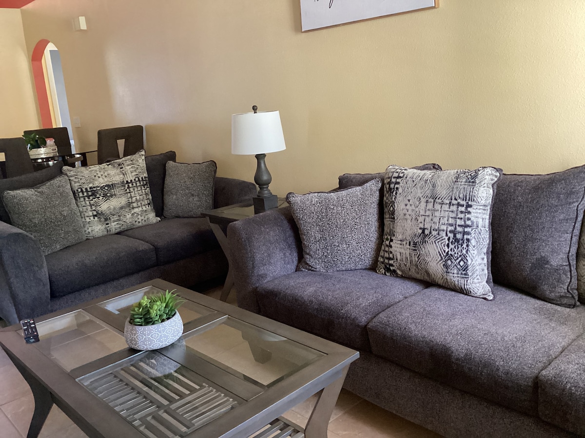 Top Airbnb: Home in Tampa in Macfarlane Park