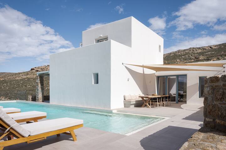 Retreat Hill Luxury Villa One Mykonos gallery image 2