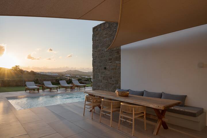 Retreat Hill Luxury Villa Two Mykonos gallery image 4