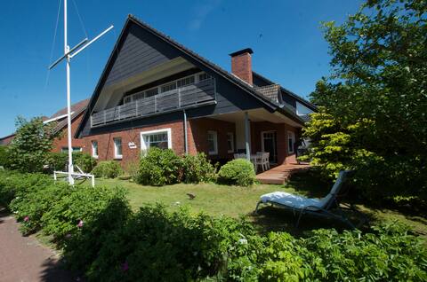 Top performing Airbnb: "Day at the sea" - holiday dream on Langeoog (7 PAX) in Langeoog