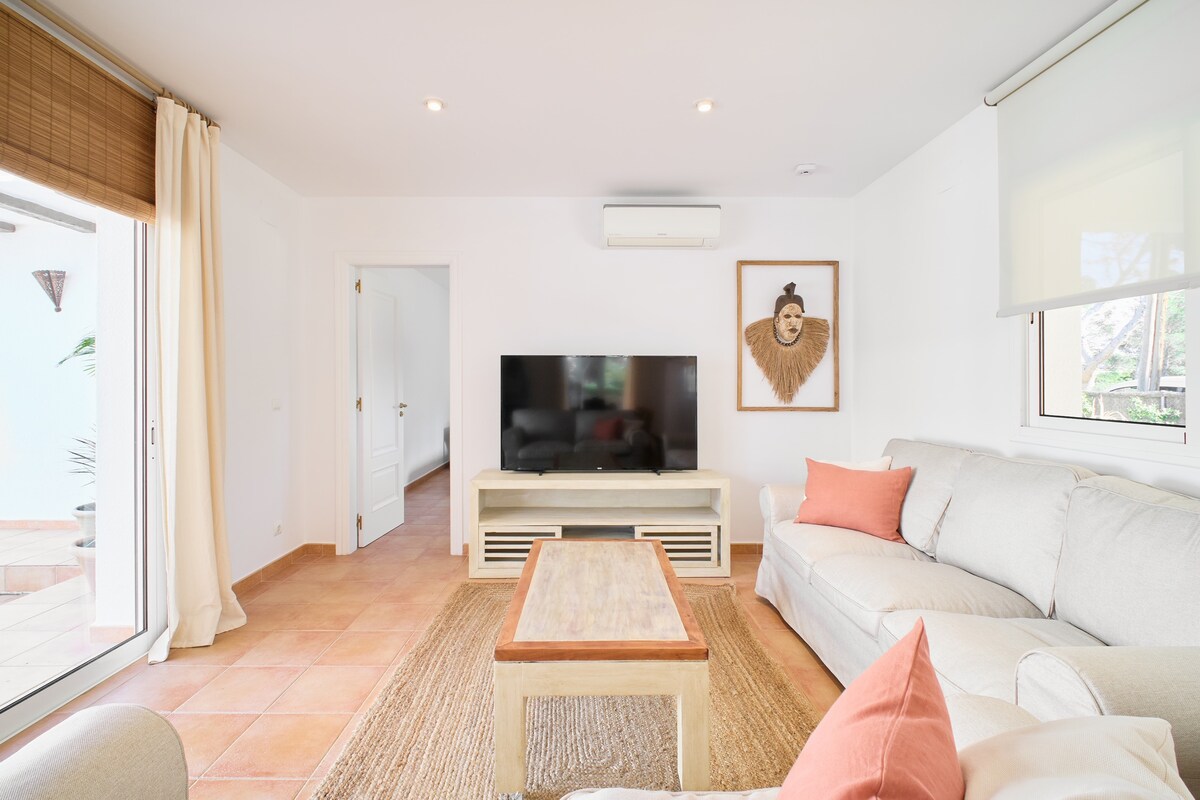 Airbnb con mejor rendimiento: Mediterranean villa with swimming pool in l'Ametlla de Mar en L'ametlla De Mar