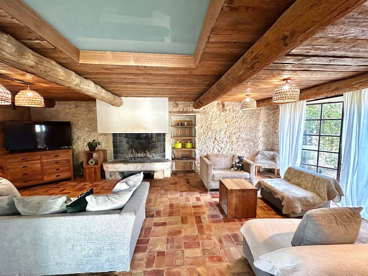 Maison En Provence - Éguilles