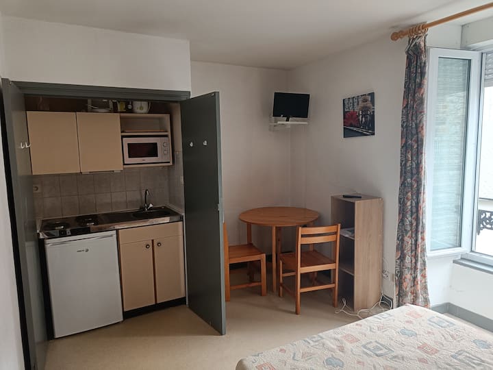 Studio Calme Sur Cour (Appt #4) - La Tour-d'Auvergne