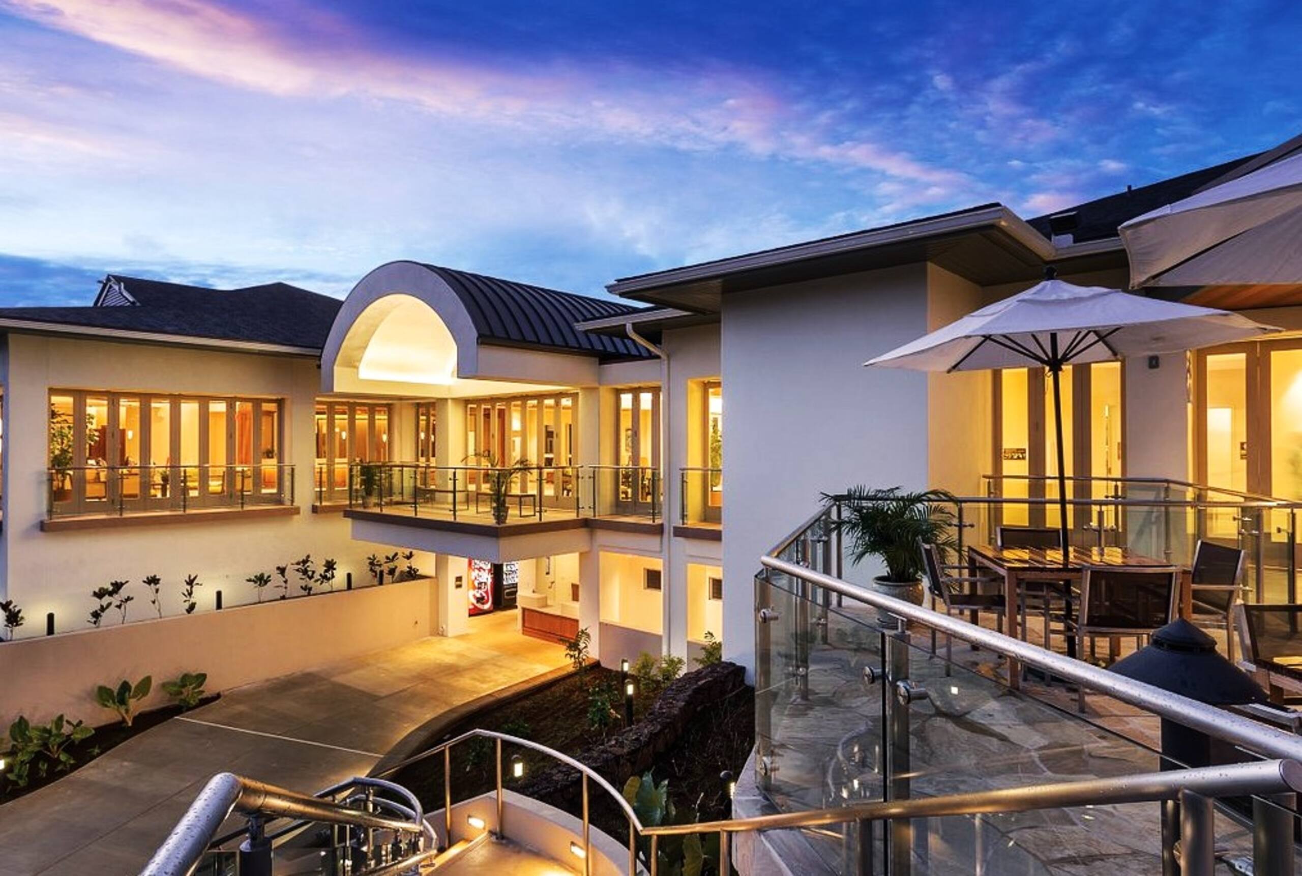 Bali Hai Resort 1 Bedroom w/ HOT TUB & POOL - Photo 16