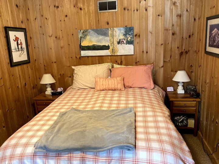 Jedna od spavaćih soba u prizemlju