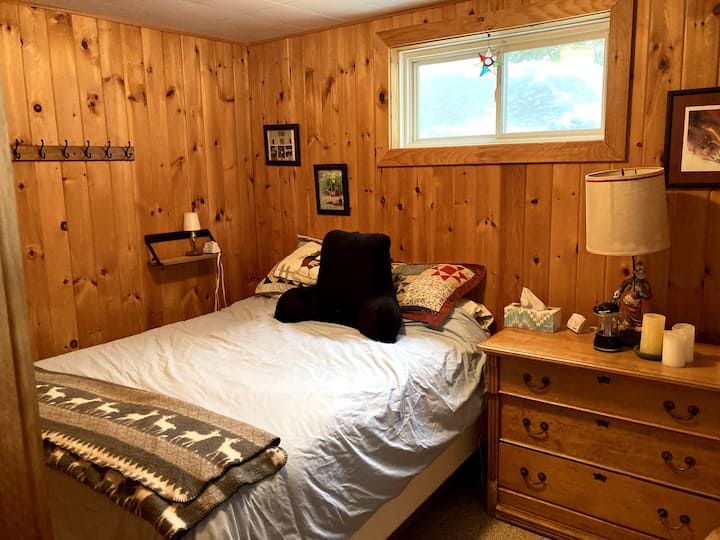 Jedna od spavaćih soba u prizemlju