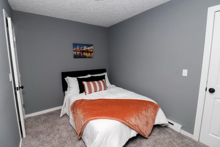 Bedroom 3 - Full Bed