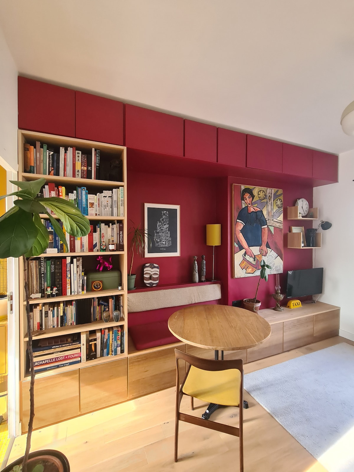 Popular Airbnb listing: Apartment – 10th in Paris 10e Arrondissement