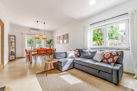 Top Airbnb: Villa Laranja-Limao em União Das Freguesias De Azeitão (São Lourenço E São Simão)