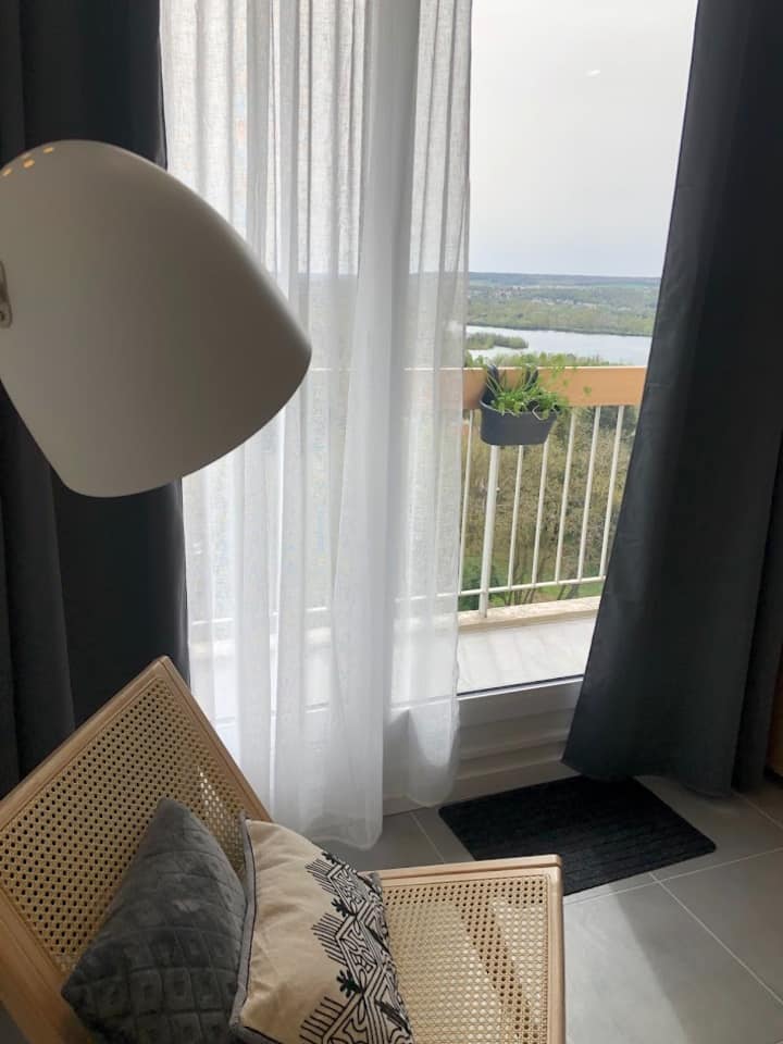 Cergy - Appartement 1 Chambre, Bus 1201 Et Rer A - Cergy