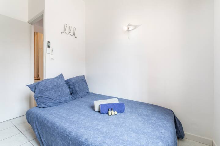 Third bedroom with a double bed of 140cm. 