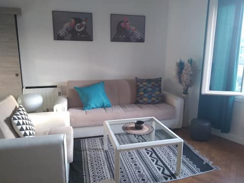 Bright and spacious F2 in Drôme des Collines