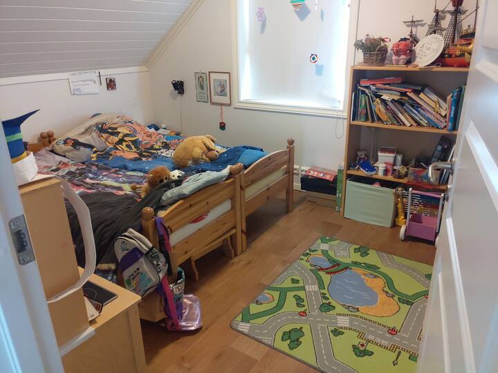 Children's room in the attic, 2 single beds