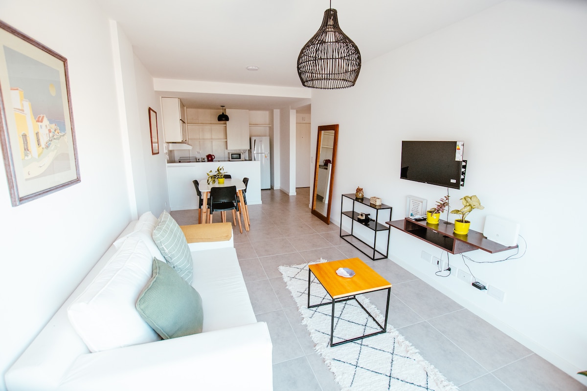 Apartamento de 2 ambientes com vaga de garagem em Villa Crespo
