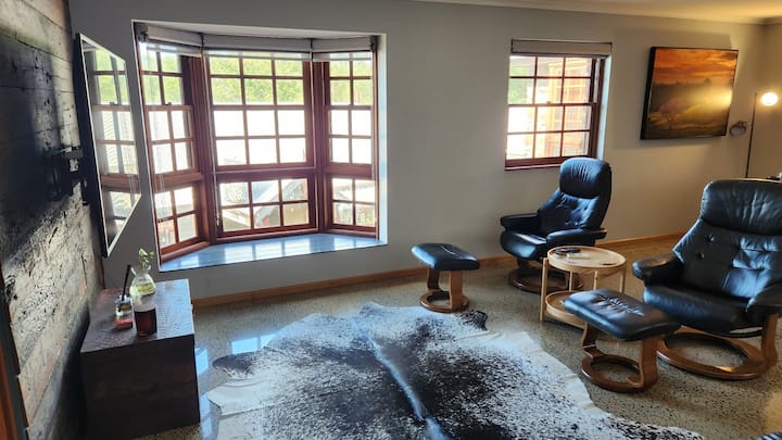 Montrose Apartment - Montville
