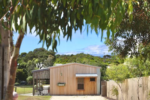 'Tea Tree' • Private Retreat with Outdoor Bath