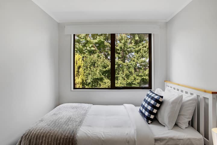 单人卧室非常适合任何想要自己空间的儿童或人入住。