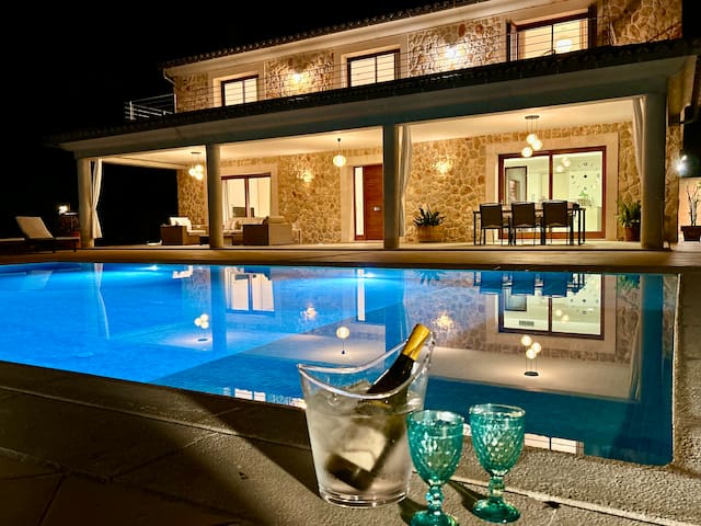 Ca’n Mutxo, vistas increíbles, piscina y barbacoa