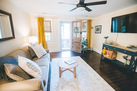 Top Airbnb: Hadley's Hideaway in Florence