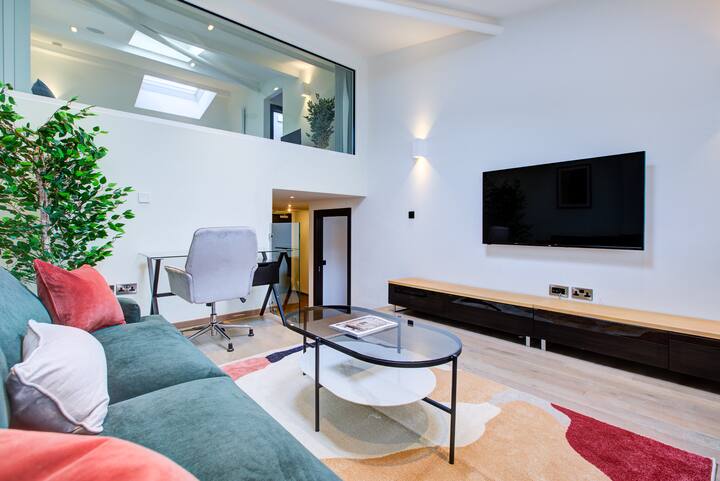 Loft England Loft House by Artsy - Apartments for Rent in Greater London, England ...