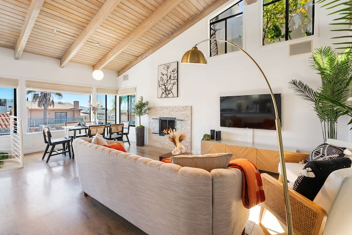 Luxe Retreat Steps to Beach & Shops | Free Parking