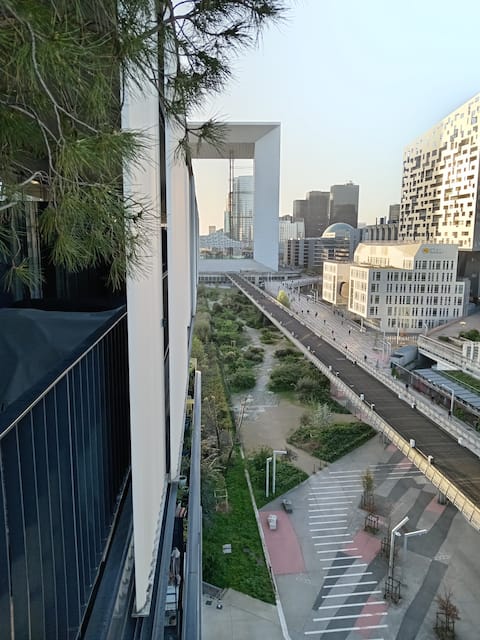 Beautiful duplex, Arena neighborhood, 6 min from Paris. 4 people