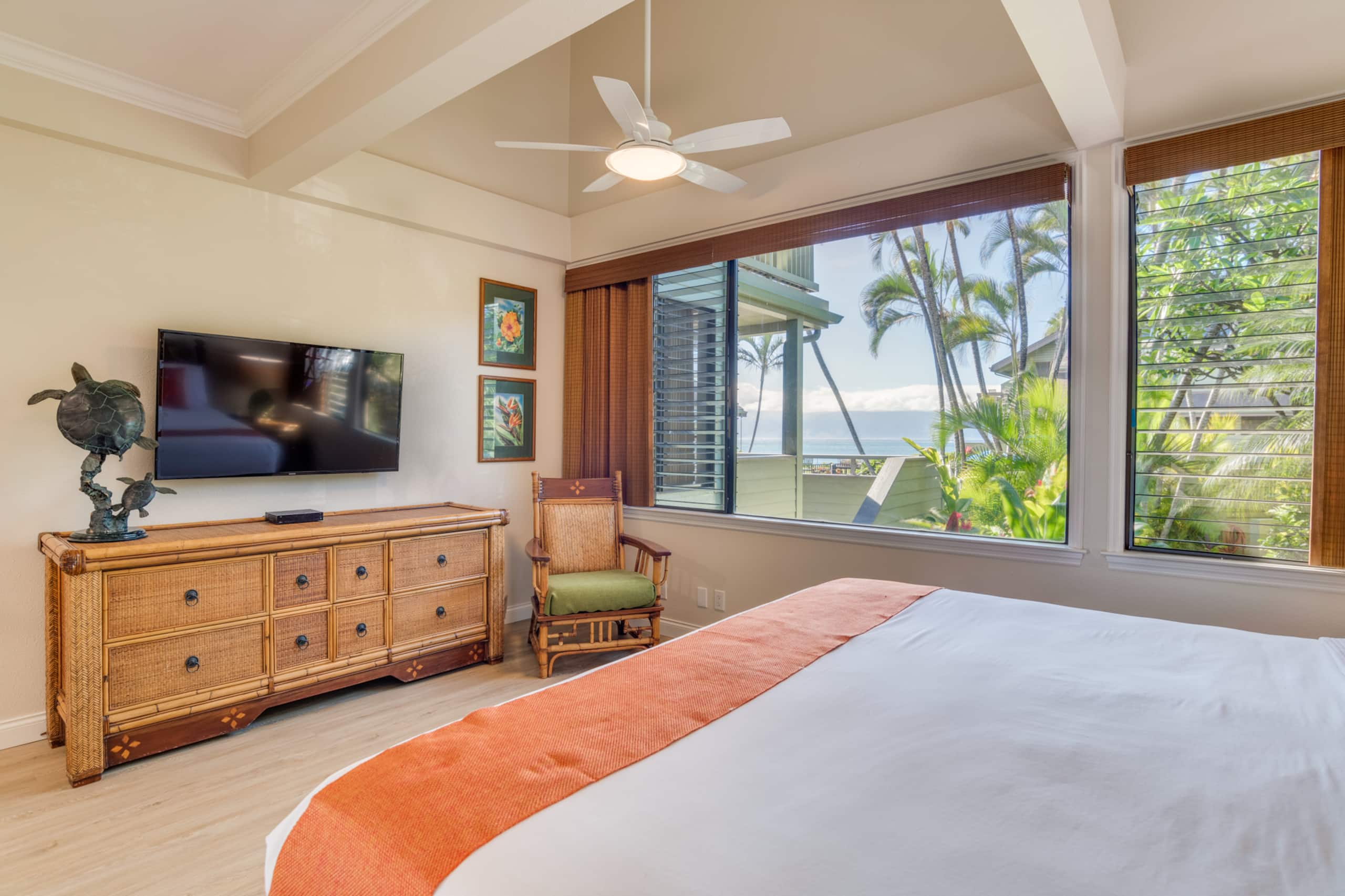 Home in Lahaina · ★5.0 · 3 bedrooms · 6 beds · 3 baths - Image 7