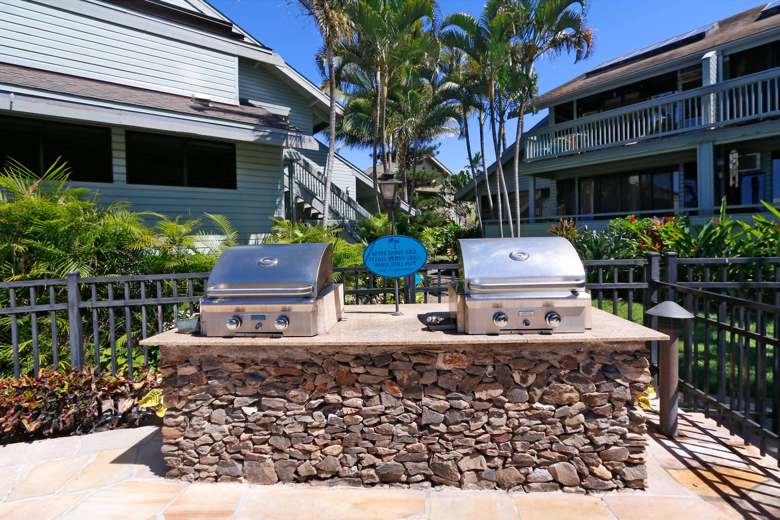 Home in Lahaina · ★5.0 · 3 bedrooms · 6 beds · 3 baths - Image 23