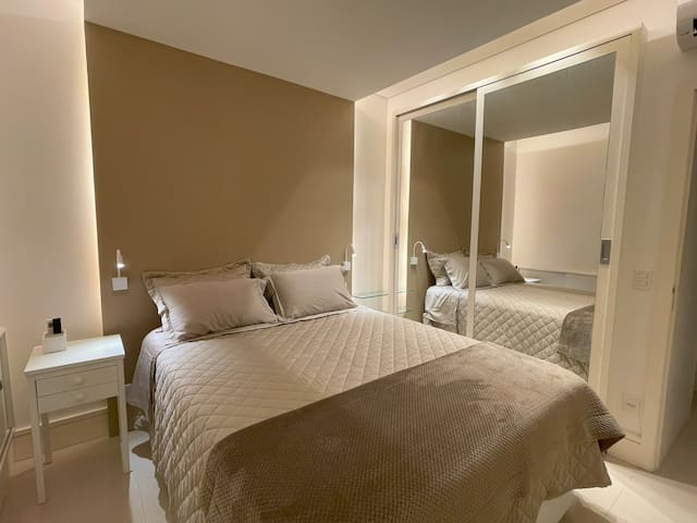 Ipanema Home, 2 quartos, estacionamento.