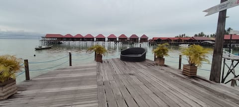Derawan Fisheries Water Villa