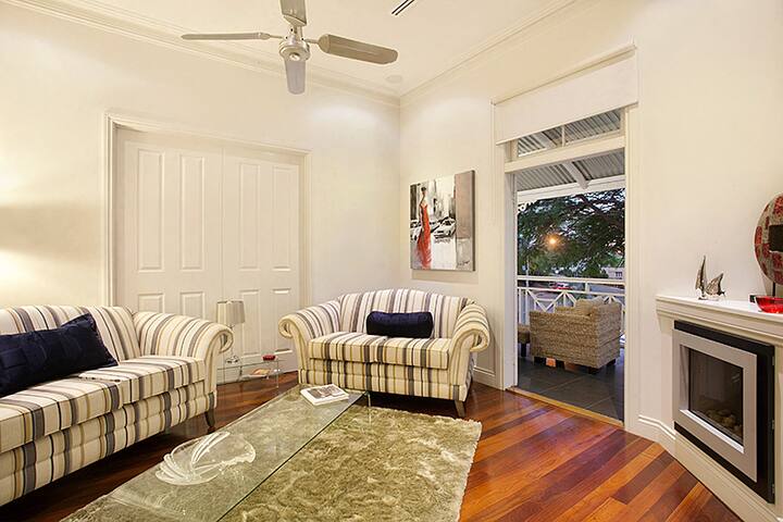 Lambert House – Upper & Middle levels gallery image 3