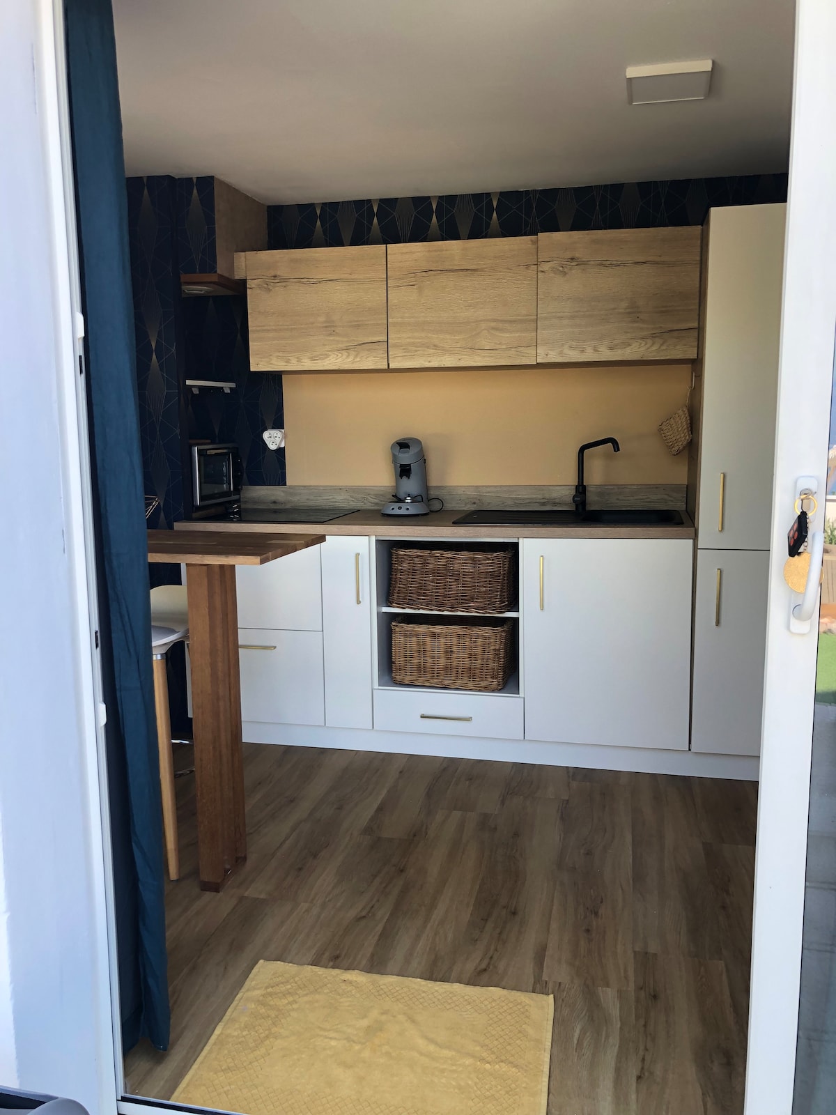 Erfolgreiche Airbnb-Immobilie: Sea view studio in Calcatoggio