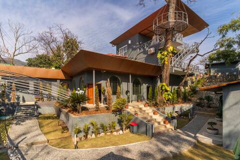 Nadora House - A beautiful getaway experience.