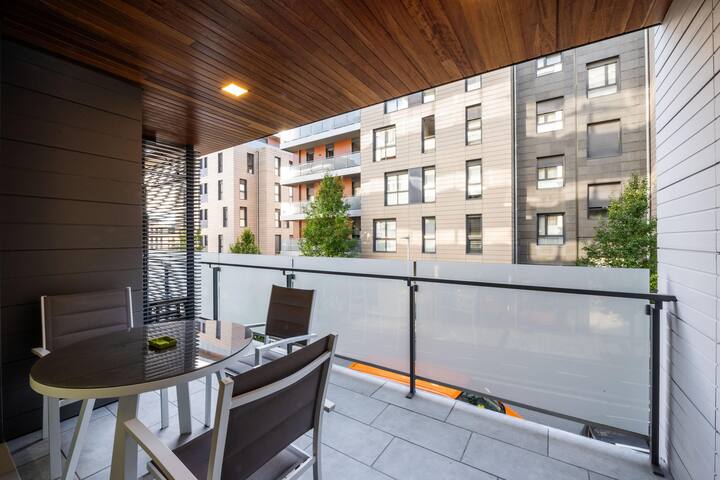 Estella Central Apartment By Atlantic Realty