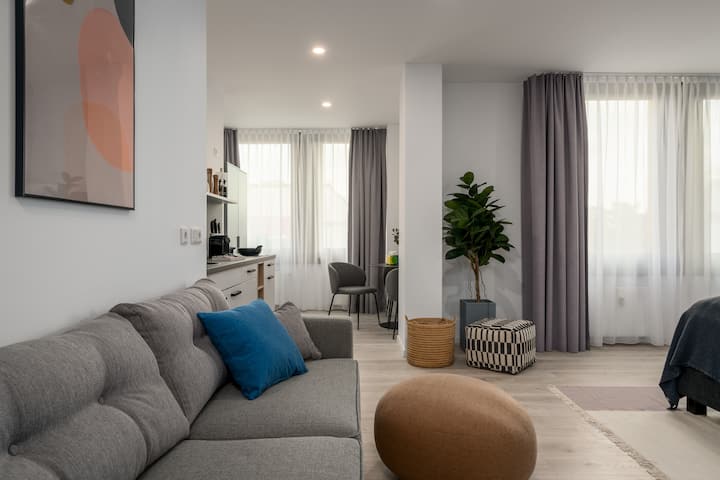Bright: Stylish & Central | Kitchen - Lippstadt