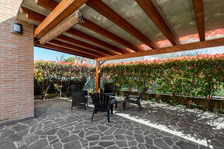 GuestHost - Kalimera House with Parking&Garden!