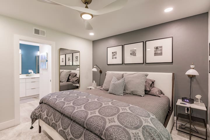 Master tiene un baño privado extra grande.