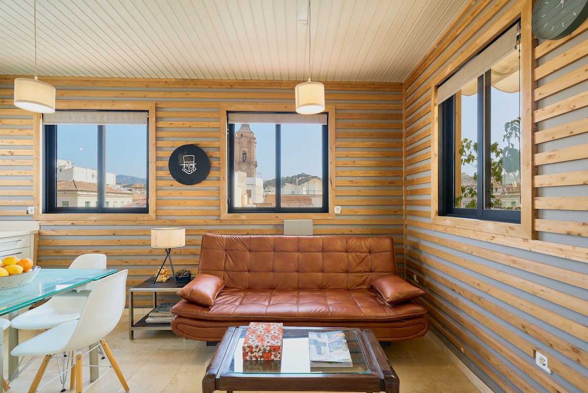 Popular Airbnb listing: Private Terrace/Prime Location in Perchel Norte