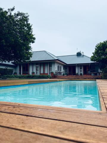 10 Poplar gallery image 2