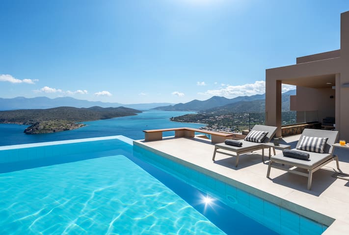 Notiko Villa II in Plaka Elounda