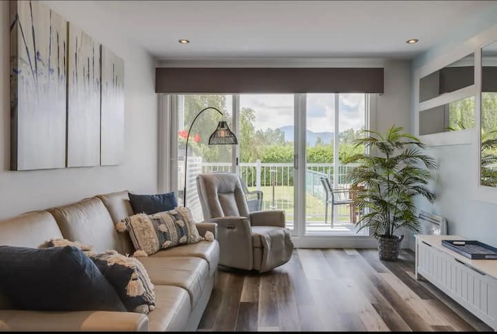 Condo/piscine à 200m Du Memphré - Magog