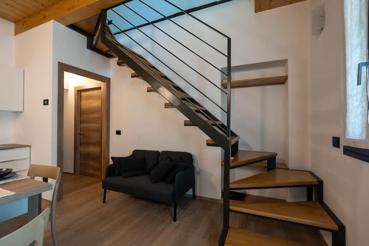 [Lake Orta And Maggiore] Parking And Netflix - Lake Maggiore