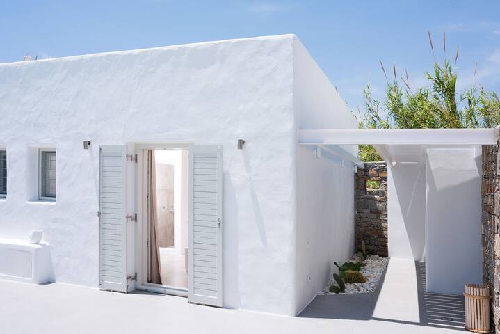 Blue Residence Paros gallery image 2