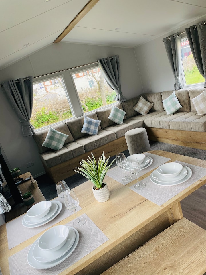 M&m Caravan Ty Mawr - Towyn - Towyn