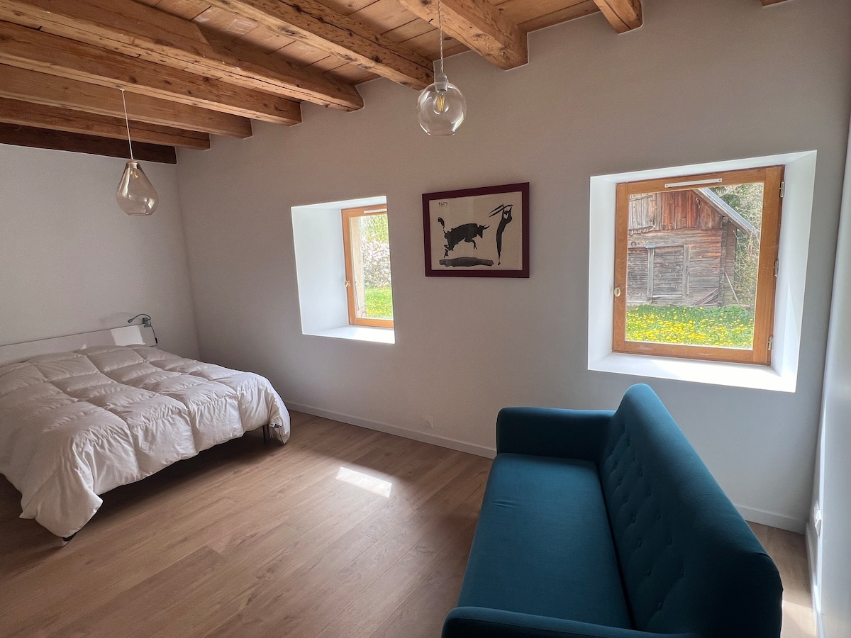 Dormitorio 1, planta baja, vistas al jardín