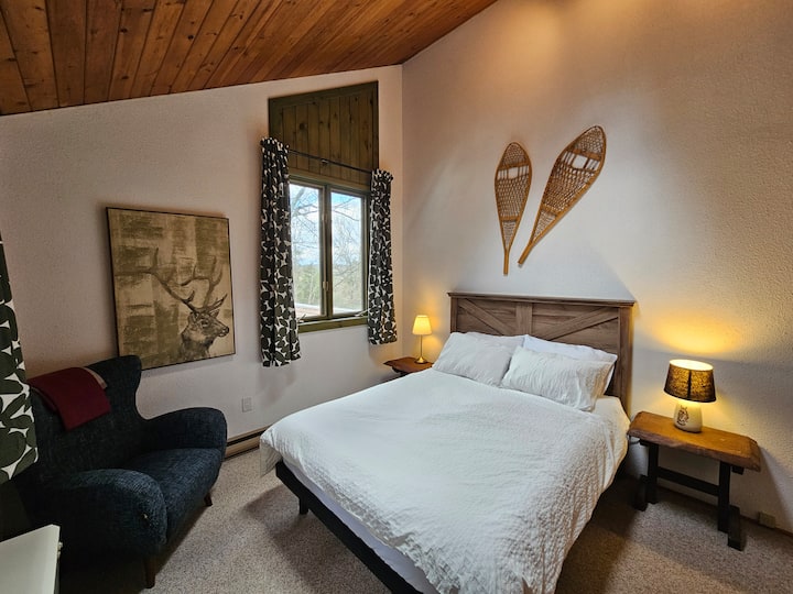 Სამიტის მთავარი/მთავარი საძინებელი, მე-2 სართული