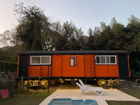 Anuncio de Airbnb popular: On wagon rails en San Lorenzo