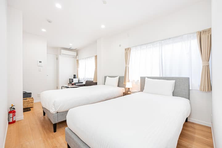 トシ部屋 Simple&Comfy Apt w/ TV near 7-11/Shinjuku Line - Houses for