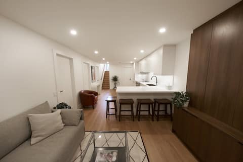 Successful Airbnb property: Private Modern Oasis in Toronto in Toronto—Danforth