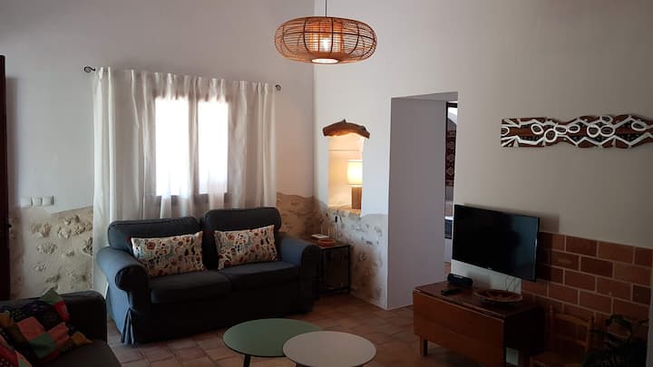 Casita De Campo Con Bellas Vistas Y Piscina. Rural - Mallorca